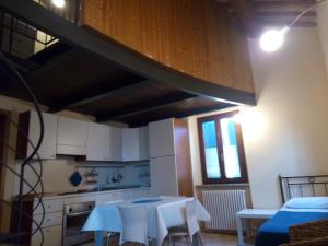 Kuchyňa alebo kuchynka v ubytovaní Agriturismo Valdappio