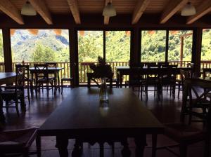 Restaurace v ubytování La Meiro + 20 fotografií