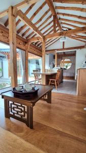 Φωτογραφία από το άλμπουμ του Hanok spa stay 소연정 σε Andong