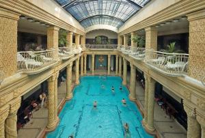 The swimming pool at or close to Apartment Buda Budapest