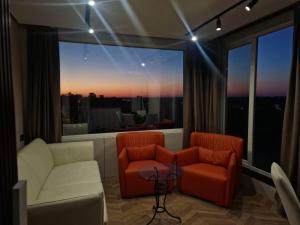 Un lugar para sentarse en Penthouse Apartment Belgrade 4 fotos más