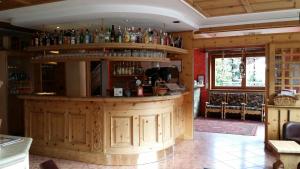 Lounge nebo bar v ubytování Hotel Alba