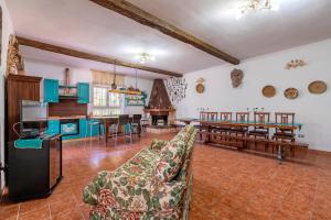 Η κουζίνα ή μικρή κουζίνα στο Casale- Il Giglio Rosa +34 φωτογραφίες