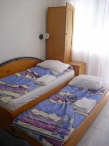 Postel nebo postele na pokoji v ubytování Lurd Family Hotel + 19 fotografií