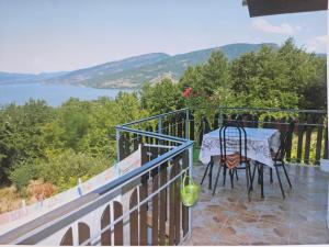 Afbeelding uit fotogalerij van Apartman Jaredić - Private Accommodation, Privatni Smeštaj in Donji Milanovac