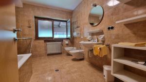 Ένα μπάνιο στο Eschenleit Ferienappartements +46 φωτογραφίες