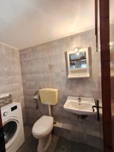 Un baño de Poseidon seaside home 2 in Ireo