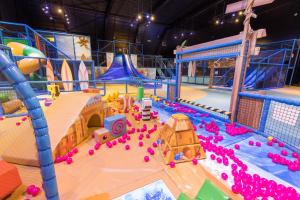 Câu lạc bộ trẻ em tại Center Parcs Zandvoort beach +49 ảnh