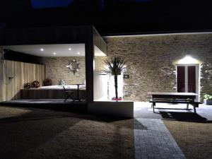 Afbeelding uit fotogalerij van La truelle in Nivillac