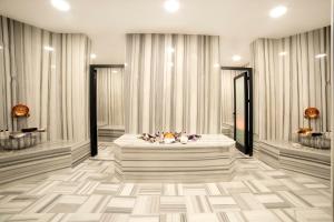 Postel nebo postele na pokoji v ubytování Bulton Hotel Airport