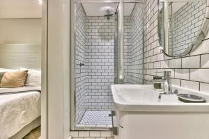 Ένα μπάνιο στο Tuynhuys Studio 301 in Keerom Street