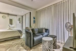 Ένα ή περισσότερα κρεβάτια σε δωμάτιο στο Tuynhuys Studio 301 in Keerom Street