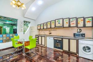 Gallery image of Four Seasson Apartment 2 in Baku