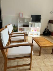 Μια τηλεόραση ή/και κέντρο ψυχαγωγίας στο Fontane Felini