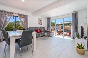 Posezení v ubytování Villa das Nogueiras