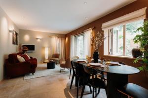 Μια τηλεόραση ή/και κέντρο ψυχαγωγίας στο Shizuka Lodge