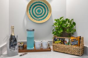 Φωτογραφία από το άλμπουμ του HONEY at Scarlet Mango Inn Key West στο Κι Γουέστ