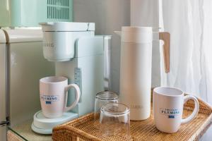 Παροχές για τσάι/καφέ στο THE GATO ROOM at Inn on Fleming Key West!