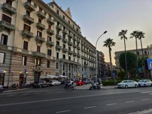 Cartierul din jurul sau un cartier din apropierea acestui apartament