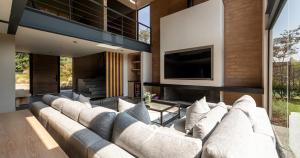 Et tv og/eller underholdning på Casa Cundi, Contemporary Living in Nature