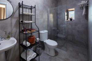 Koupelna v ubytování Mila House + 53 fotografií