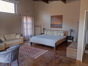 Gallery image of Rocky Sands - Klein Karoo R62 in Plathuis