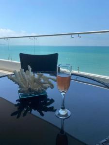 Ảnh trong thư viện ảnh của Grand Diamond Beach lujoso departamento frente al mar ở Tonsupa