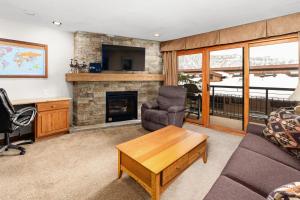 Posezení v ubytování Crestwood 3209 Deluxe 2 Bedroom