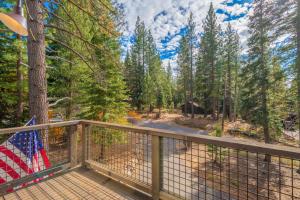 Φωτογραφία από το άλμπουμ του Mougle Chalet σε Truckee