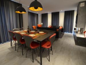 Χώρος καθιστικού στο Villa within National Park