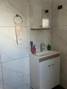 Η κουζίνα ή μικρή κουζίνα στο Casa suíte área gourmet