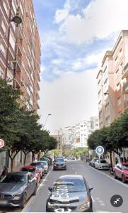 Nabolaget omkring lejlighedshotellet eller i nærheden