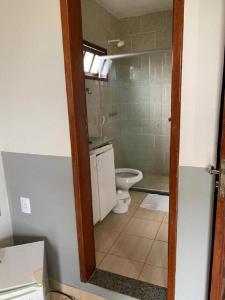 Bilik mandi di Pousada Paraiso - Predio N 124 +4 gambar