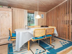 Φωτογραφία από το άλμπουμ του 6 person holiday home in Glesborg-By Traum σε Glesborg