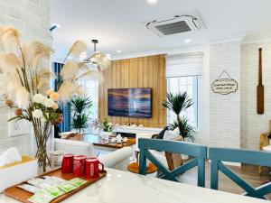 Posezení v ubytování Lynh San Villa Novaworld Phan Thiet