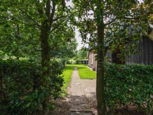 Κήπος έξω από το Cozy Apartment in Enschede near Forest