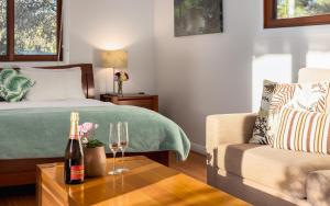 Χώρος καθιστικού στο Lilypad Luxury Cabins +10 φωτογραφίες