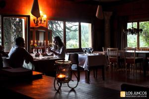 Hosté ubytování Los Juncos Patagonian Lake House + 37 fotografií