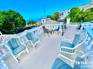 Balkón nebo terasa v ubytování Villa Colonial Room 4