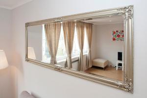 Posteľ alebo postele v izbe v ubytovaní Aurora Apartment Danube View
