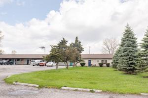 a parking lot in front of a building at Private Getaway for 2 • Near Dining Entertainment in Woodhaven