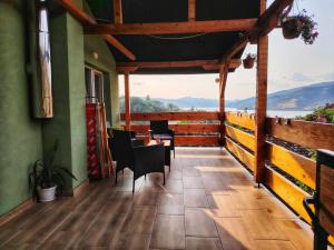 Nespecifikovaný výhled na hory nebo výhled na hory při pohledu z apartmánu