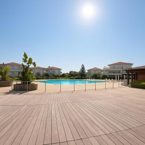 a swimming pool in the middle of a courtyard at Olivéa in Antibes