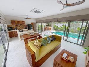 Πισίνα στο ή κοντά στο Villa Souimanga 2bedrooms - private swimming pool & tropical garden