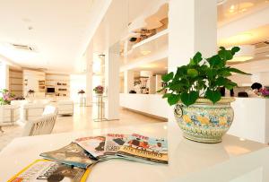 Posezení v ubytování Hotel Excelsior
