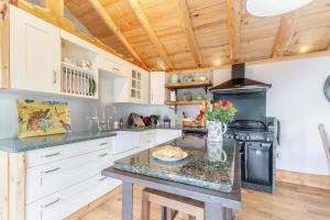 Fotografie z fotogalerie ubytování 1 Bed in Whitbourne oc-s32935 v destinaci Whitbourne + 13 fotografií