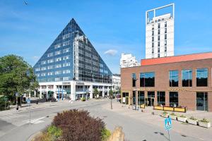 Gallery image of Cozy Apartment with amazing location close both to the city and nature in Upplands-Väsby +7 photos