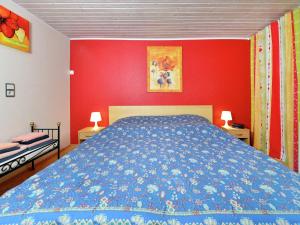Katil atau katil-katil dalam bilik di Cozy Apartment in Löwensen Lower Saxony with Private Terrace +6 gambar