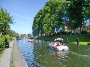 Výhled na řeku, která protéká v blízkosti apartmánu