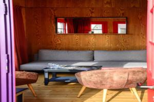 Posezení v ubytování Le Domaine du Val, Grand-Laviers, wooden house for 6 pers + 24 fotografií